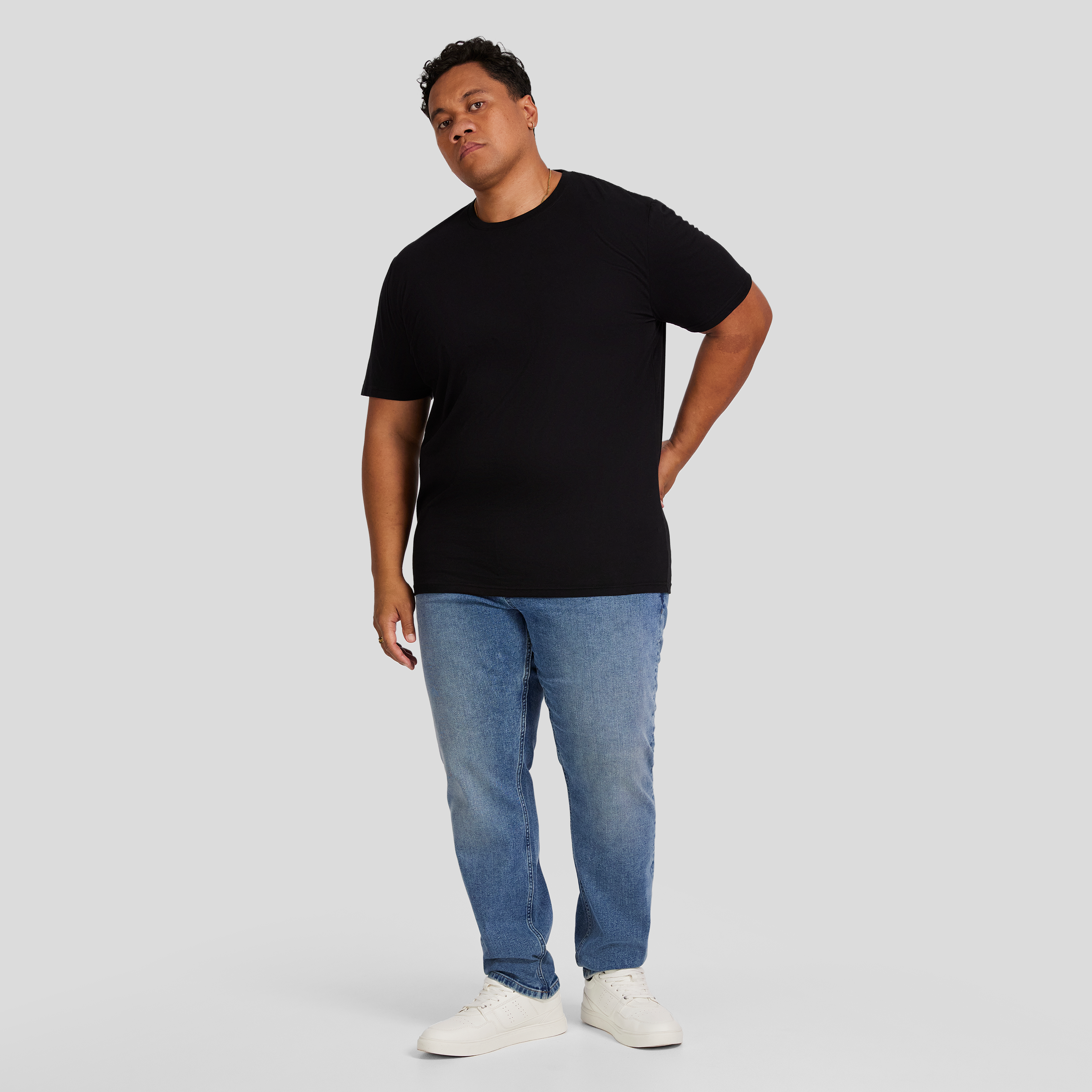 Black Essential Crew Neck Tee