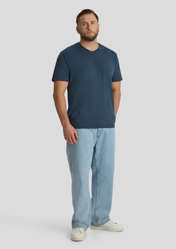 Midnight Essential V Neck Tee