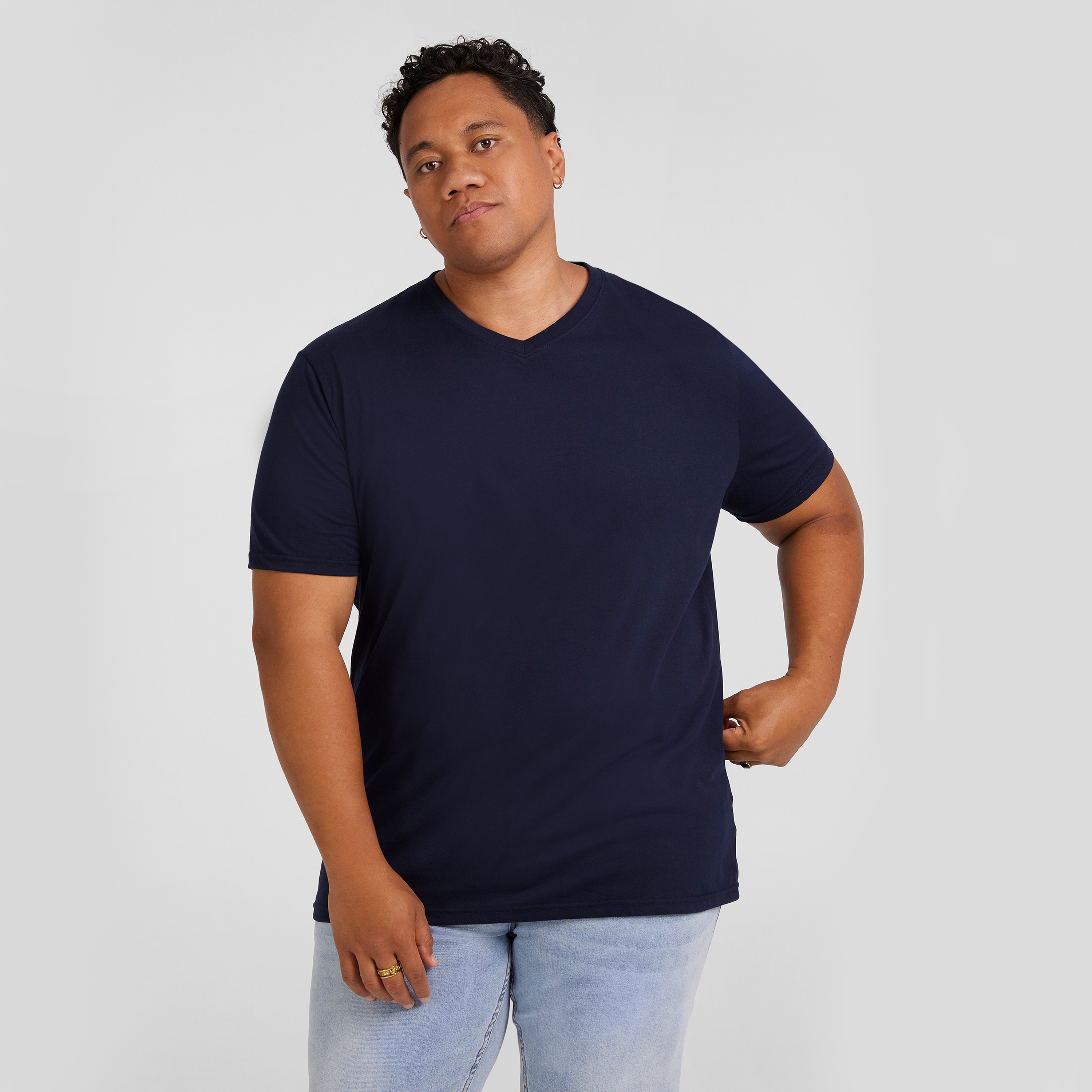 Essential V Neck Tee
