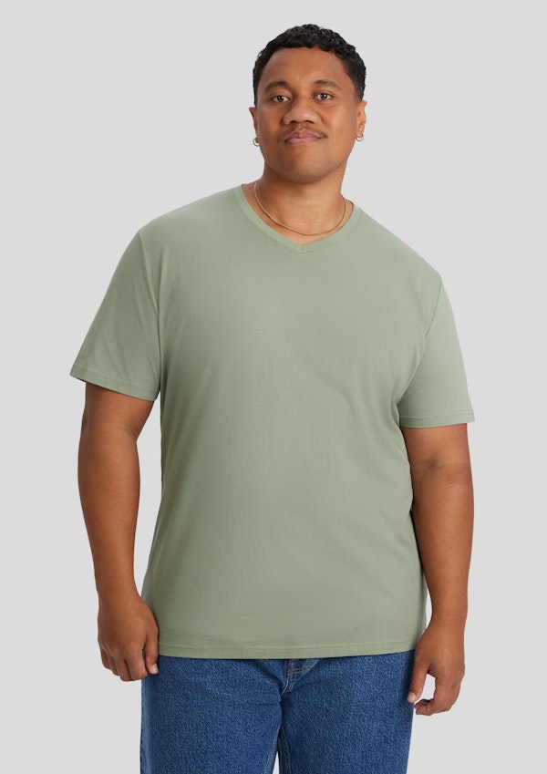 Essential V Neck Tee