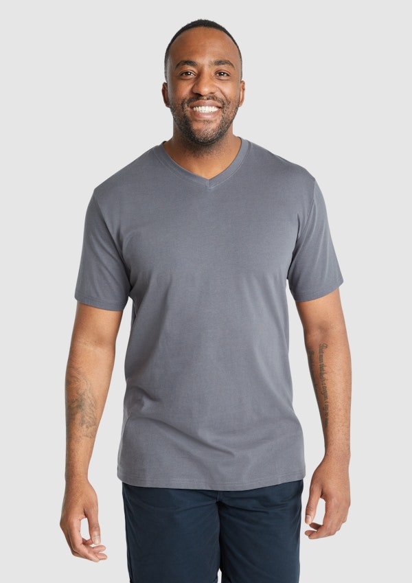 Essential V Neck Tee