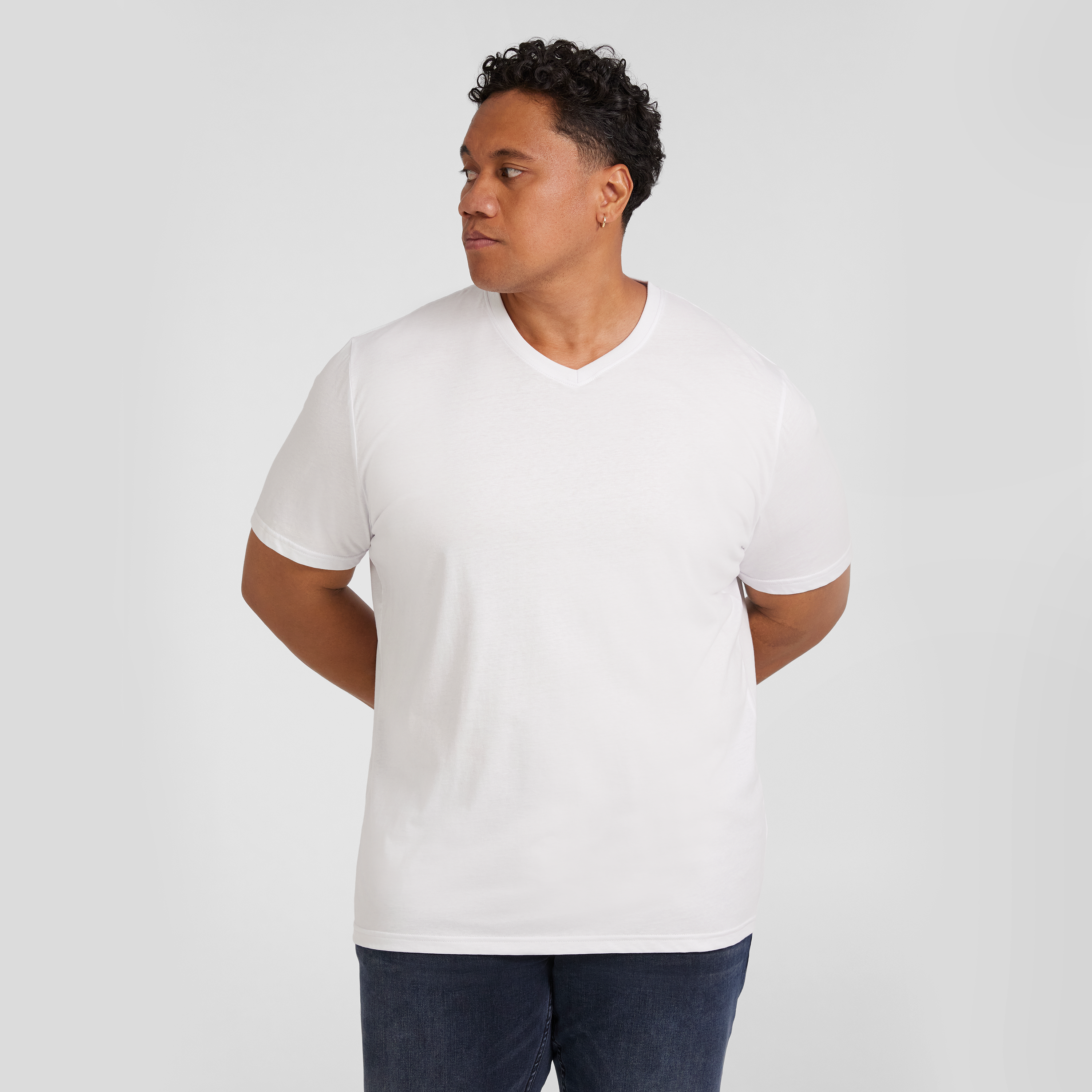 Essential V Neck Tee