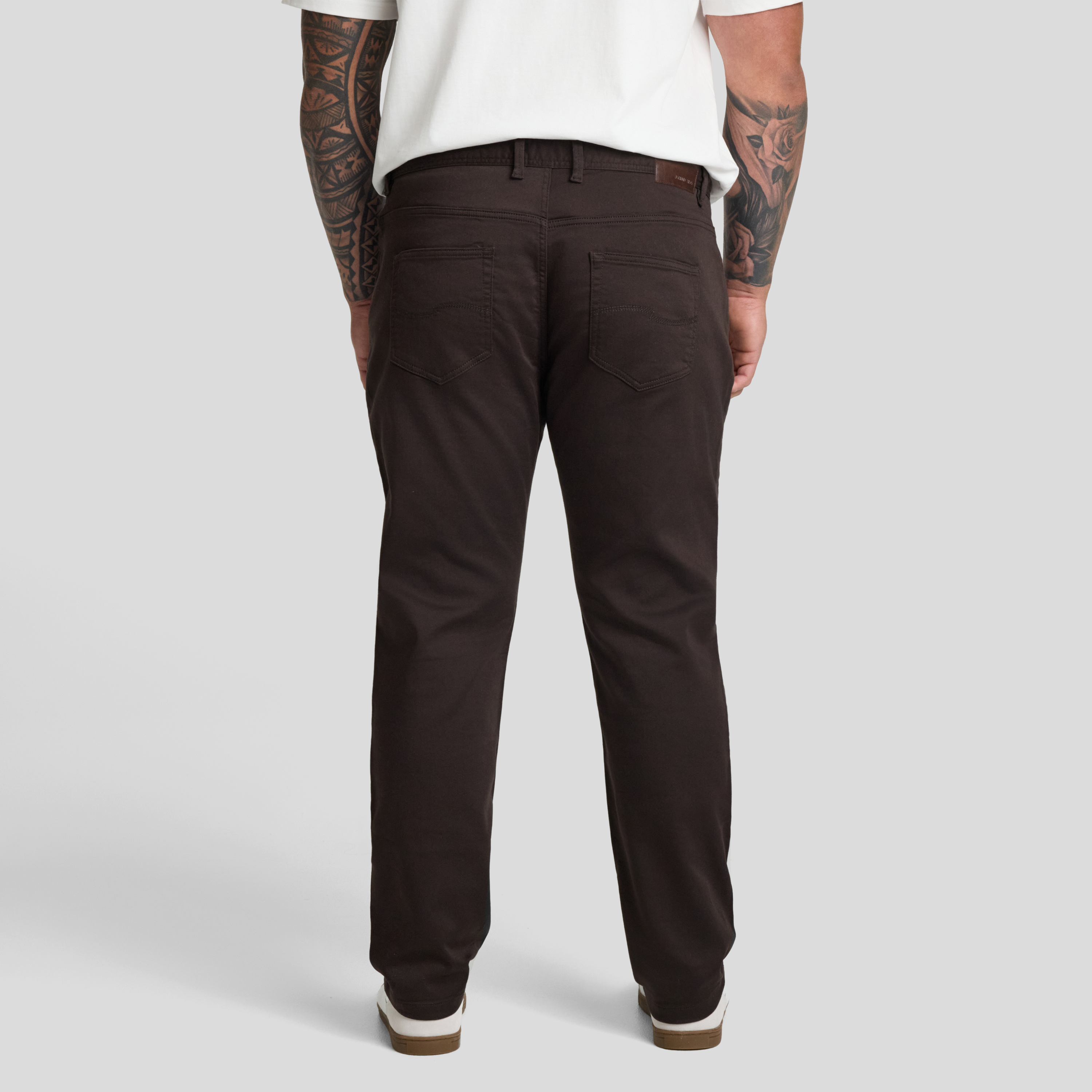 Chocolate Maison Regular Knit Jean