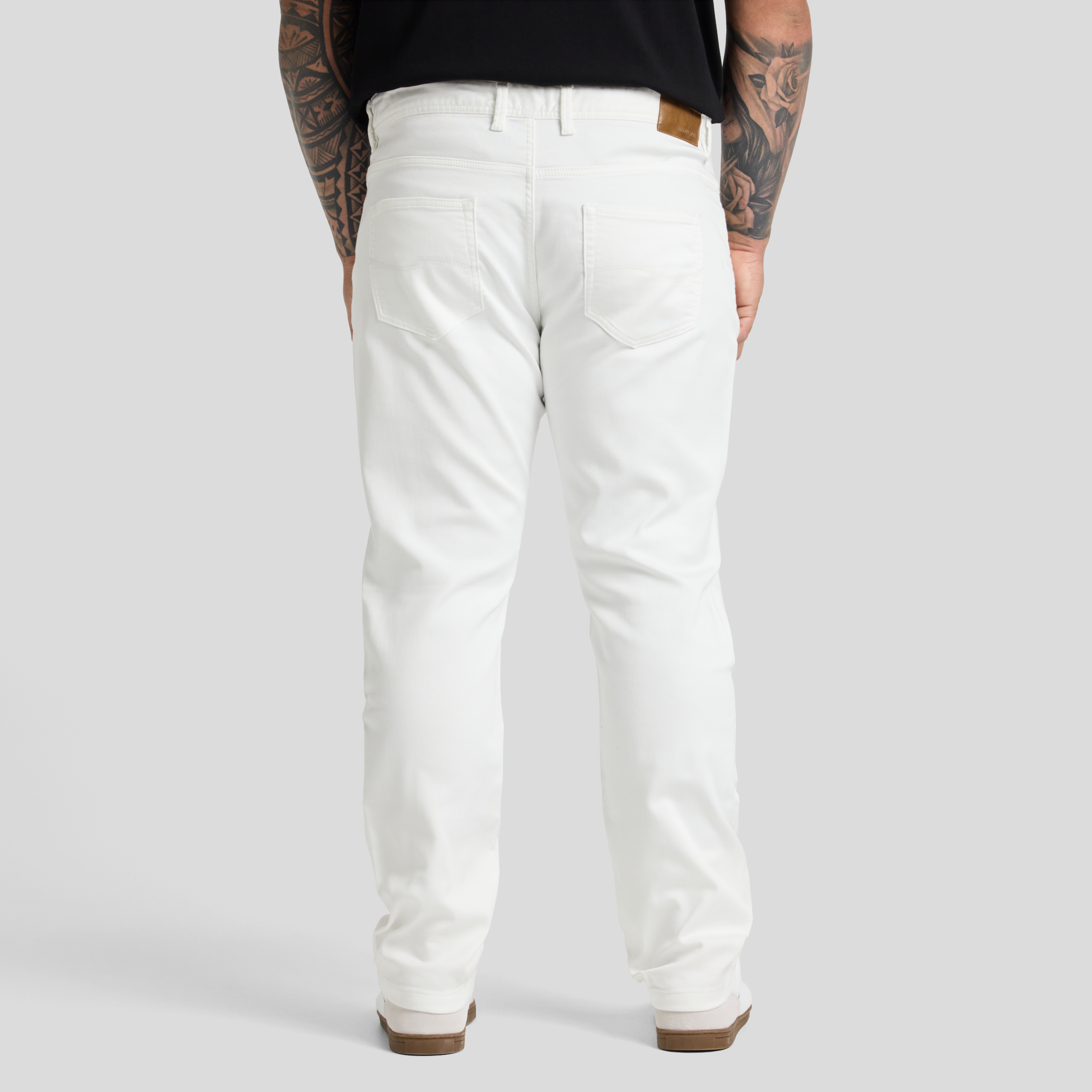 White Maison Regular Knit Jean