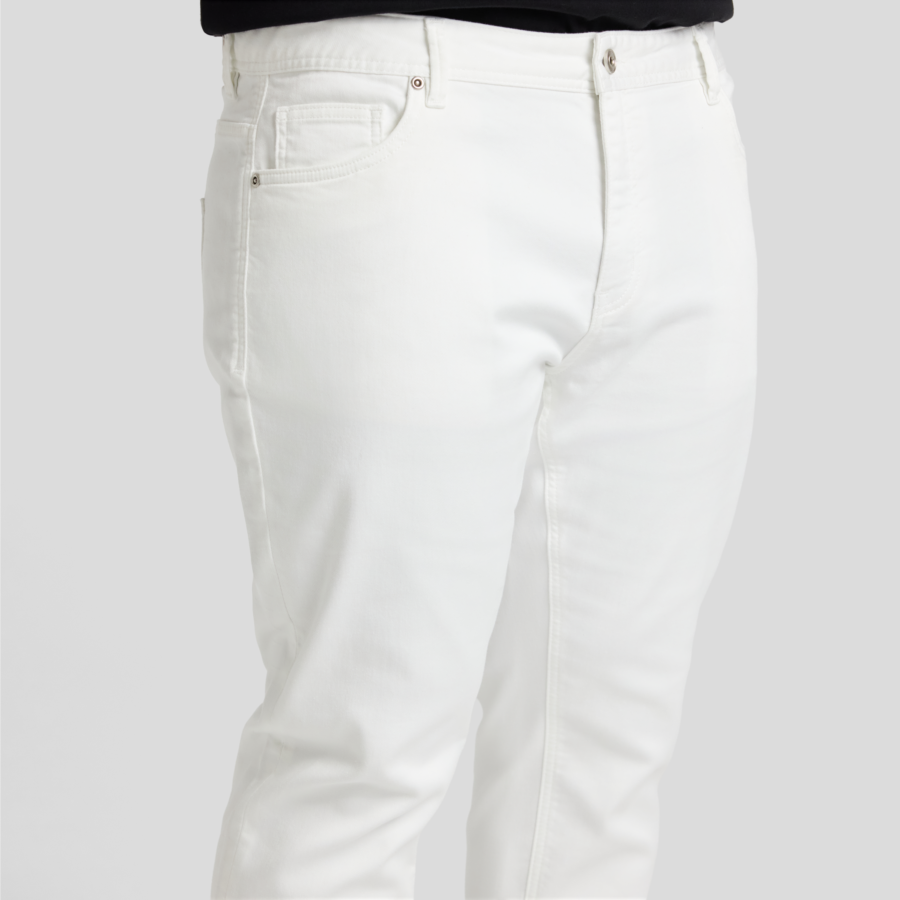 White Maison Regular Knit Jean