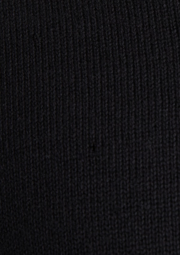 Black Essential Knit Vest