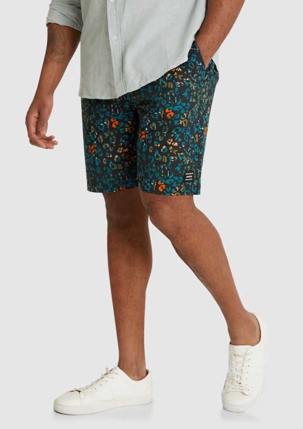 Leopard Festival Short