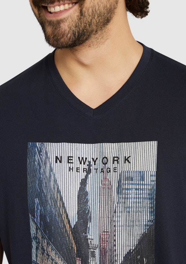 New York Heritage V Neck Tee