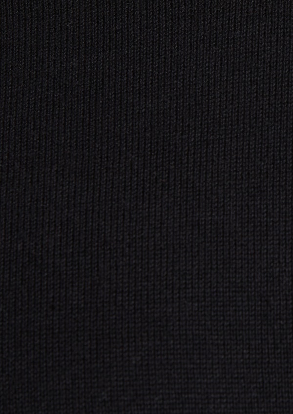 Essential V Neck Sweater