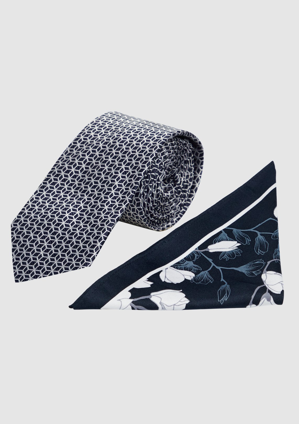 Geo Tie & Print Pkt Square Set