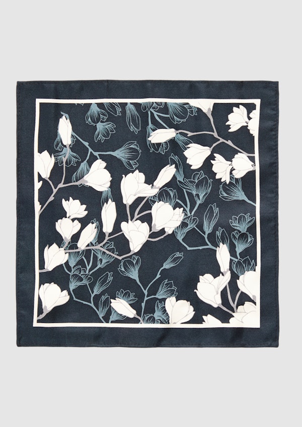 Navy Geo Tie & Print Pkt Square Set