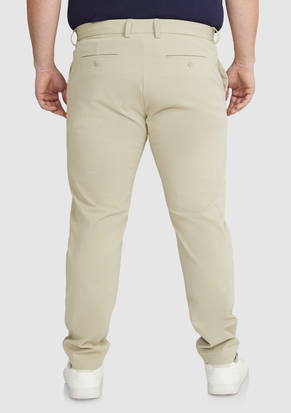 Comfort Flex Chino