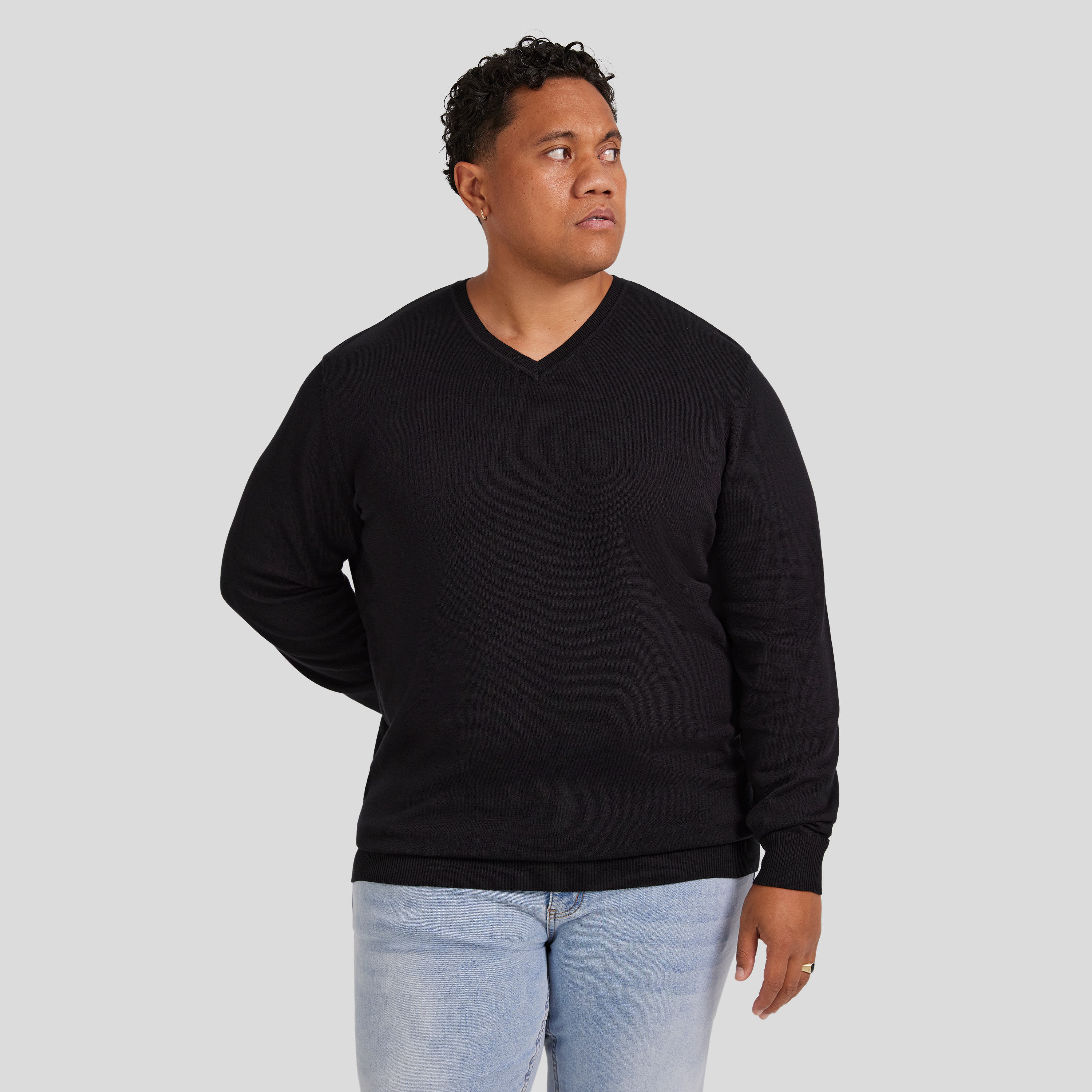 Essential V Neck Sweater