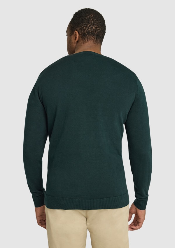 Essential V Neck Sweater