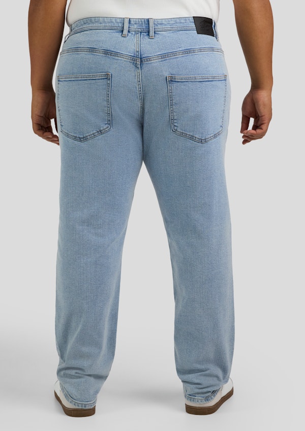 Ice Blue Ronnie Tapered Fit Jean
