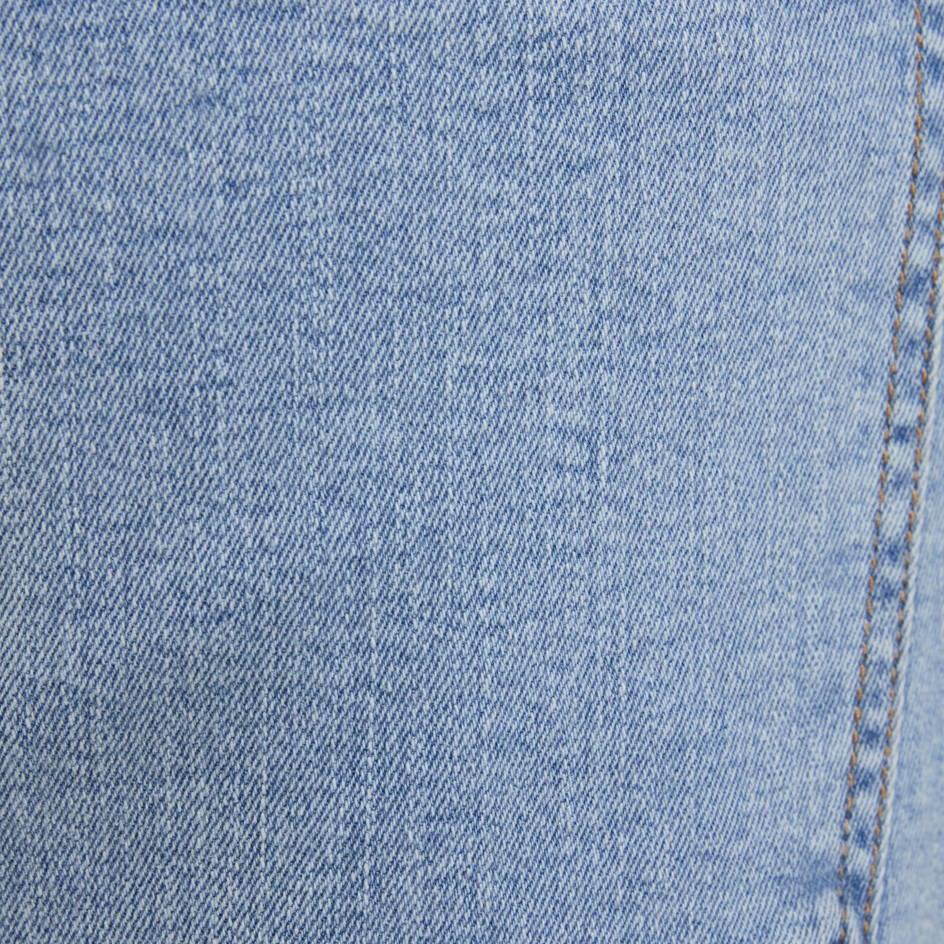 Ice Blue Ronnie Tapered Fit Jean