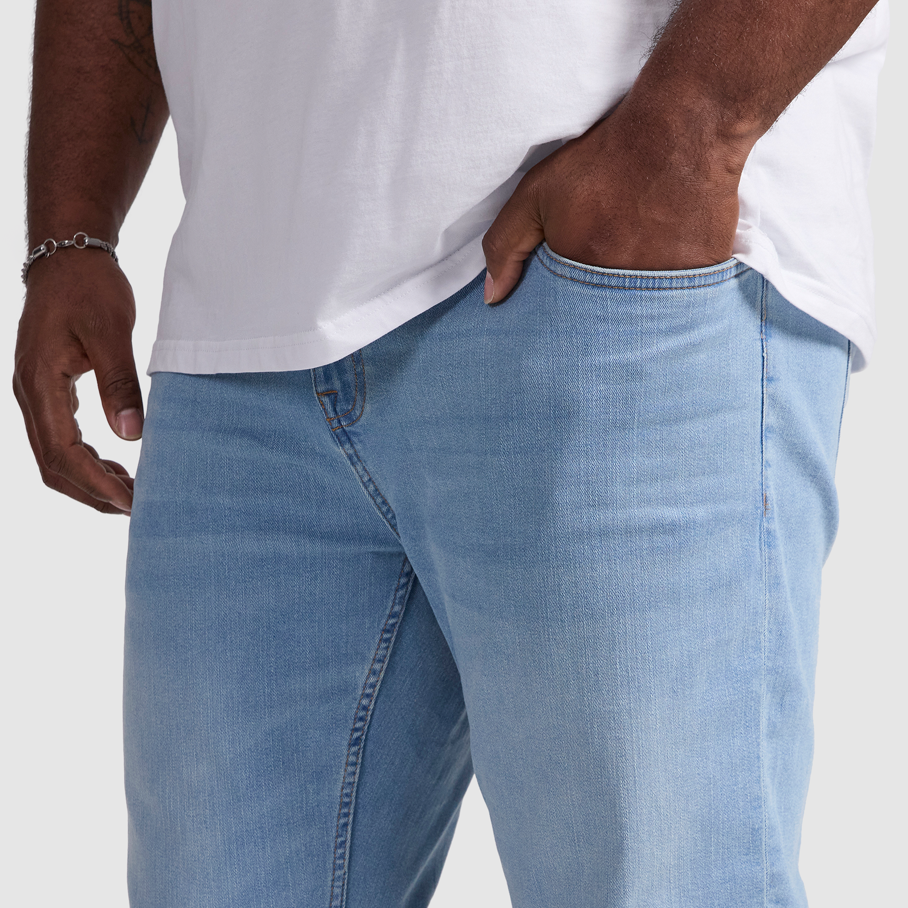 Light Wash Ronnie Tapered Fit Jean