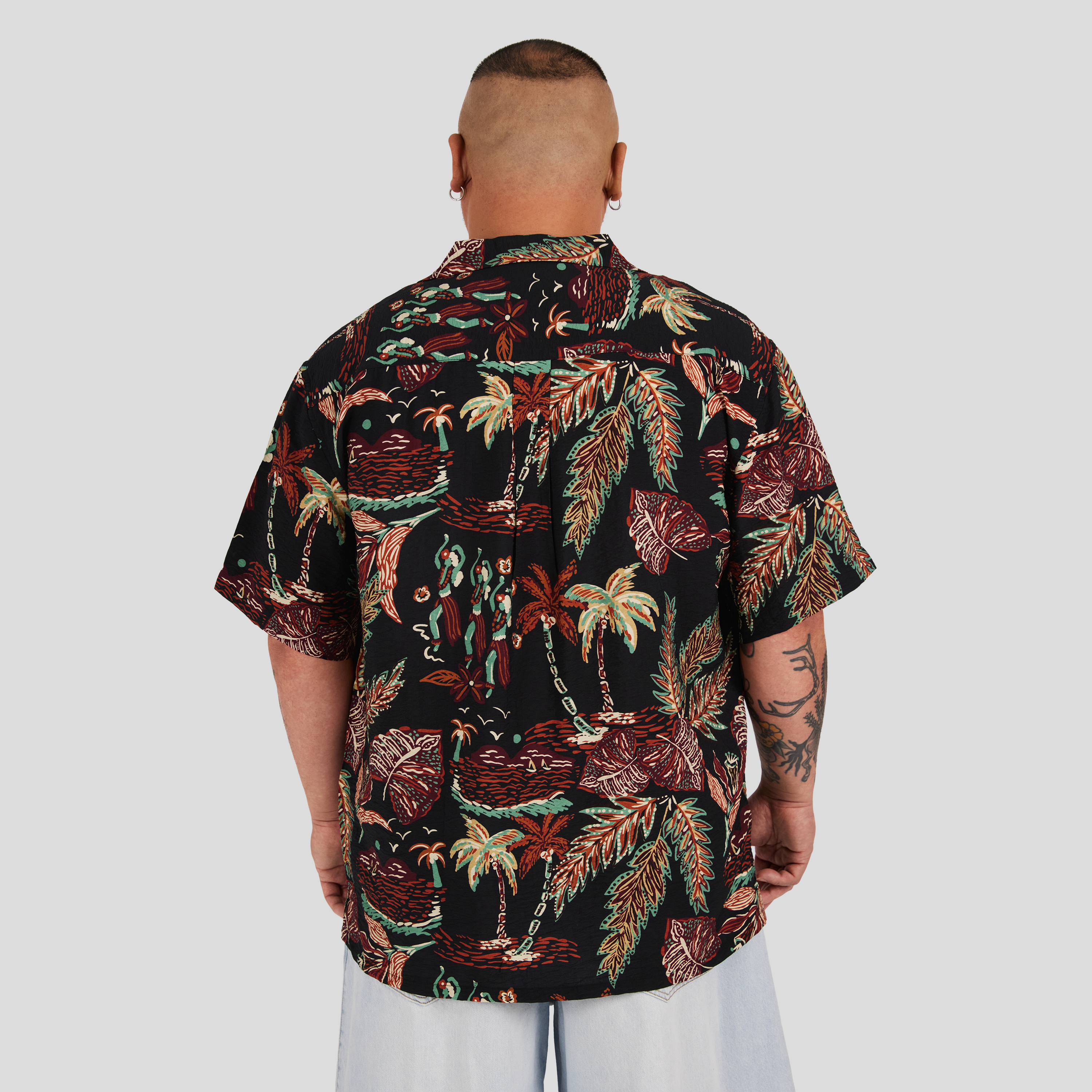 Black Island Life Relaxed Shirt