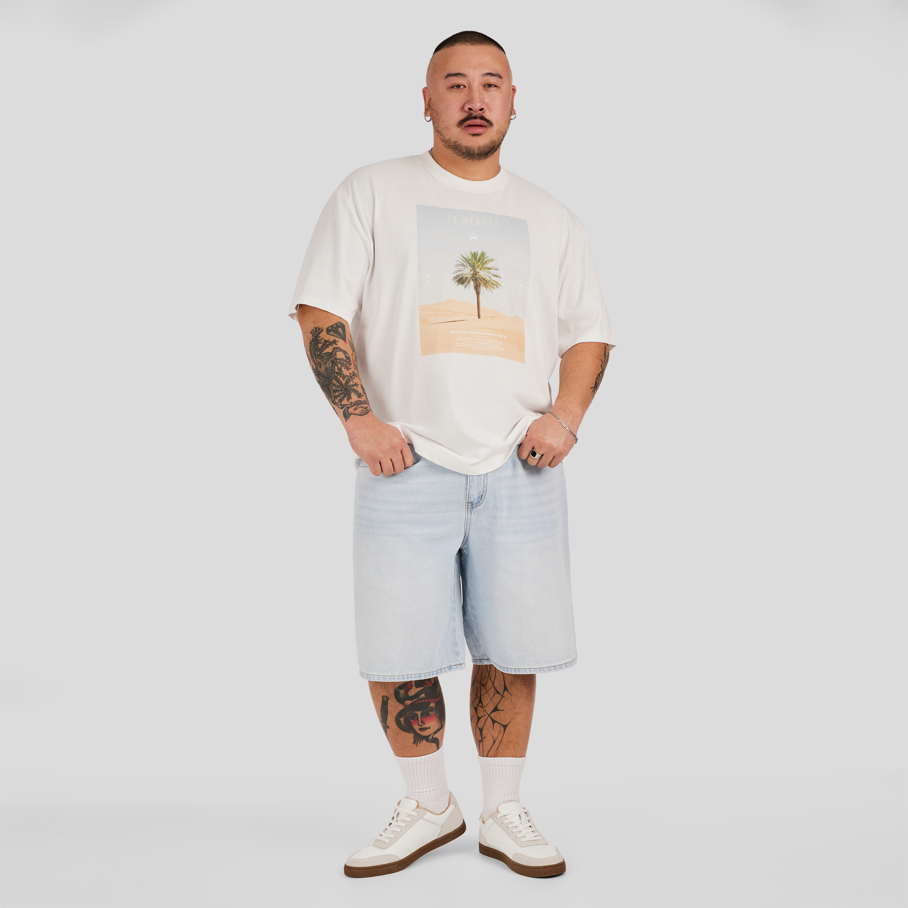 White Oasis Palm Relaxed Tee