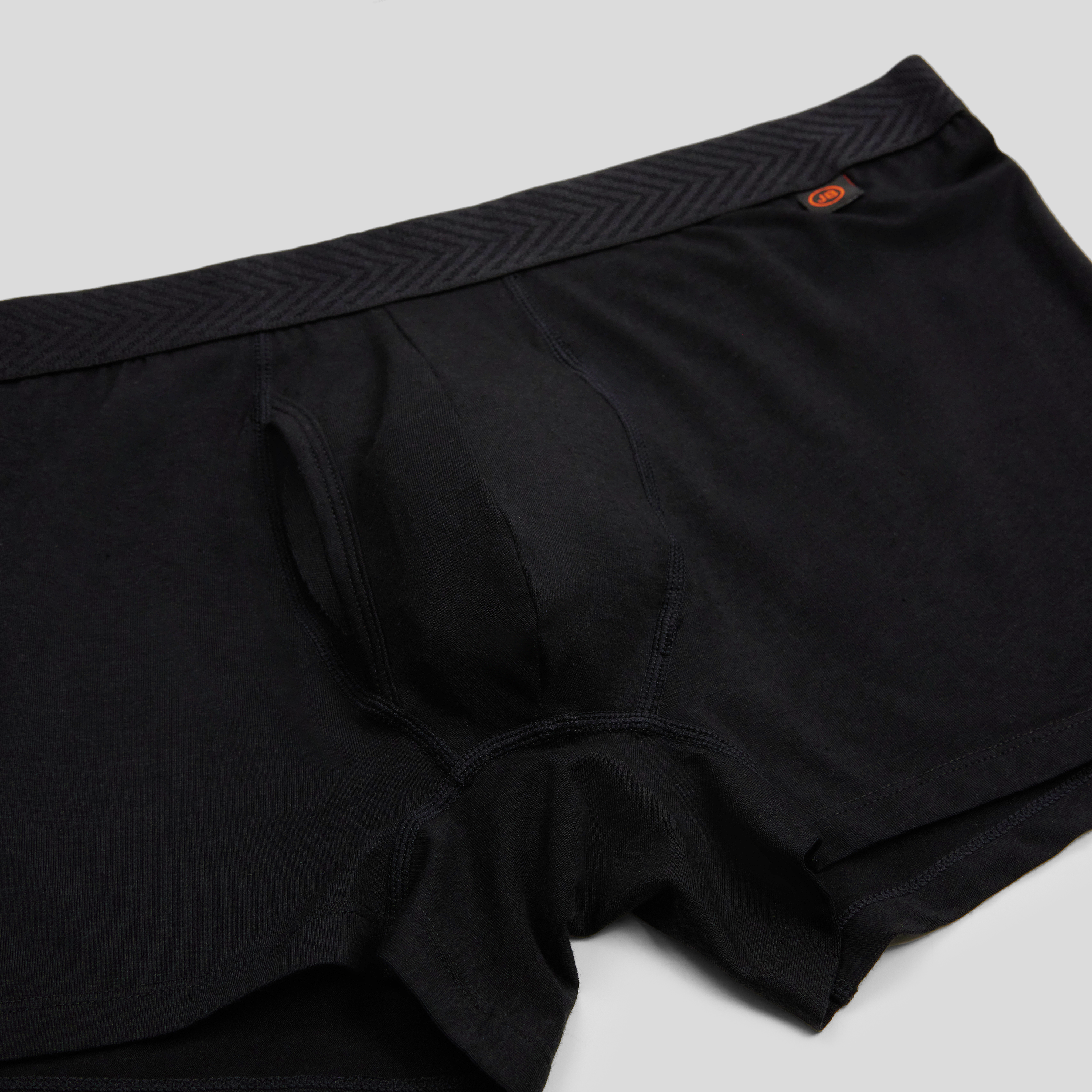 Black Comfort Flex Trunk