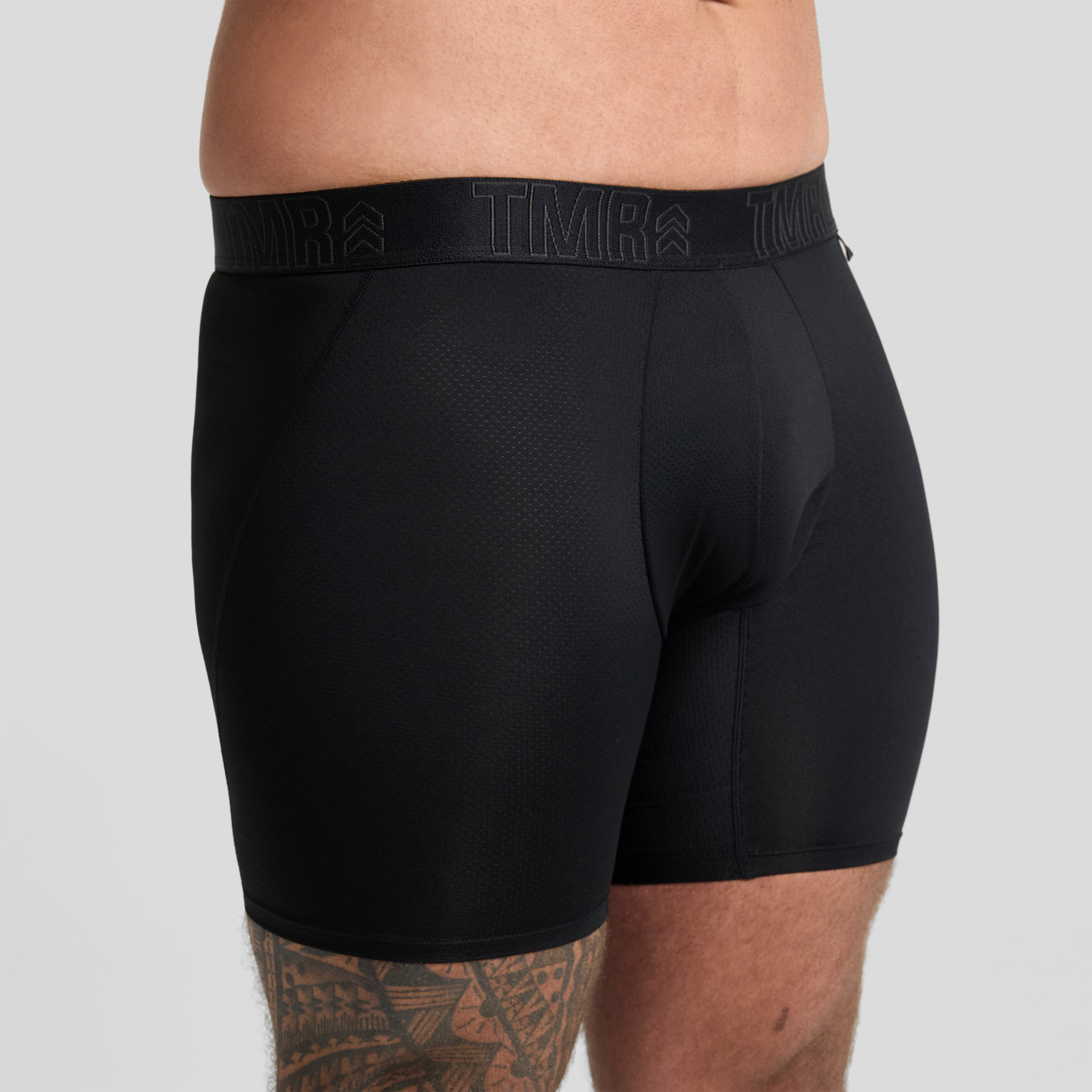 Black Tmr Active Trunk